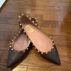 Valentino Women's Plum and Gold Studded Flats